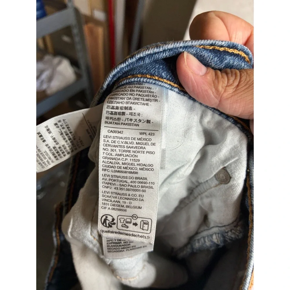 Levis levis 514